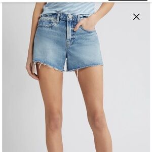 Frame Le Bridgette Short